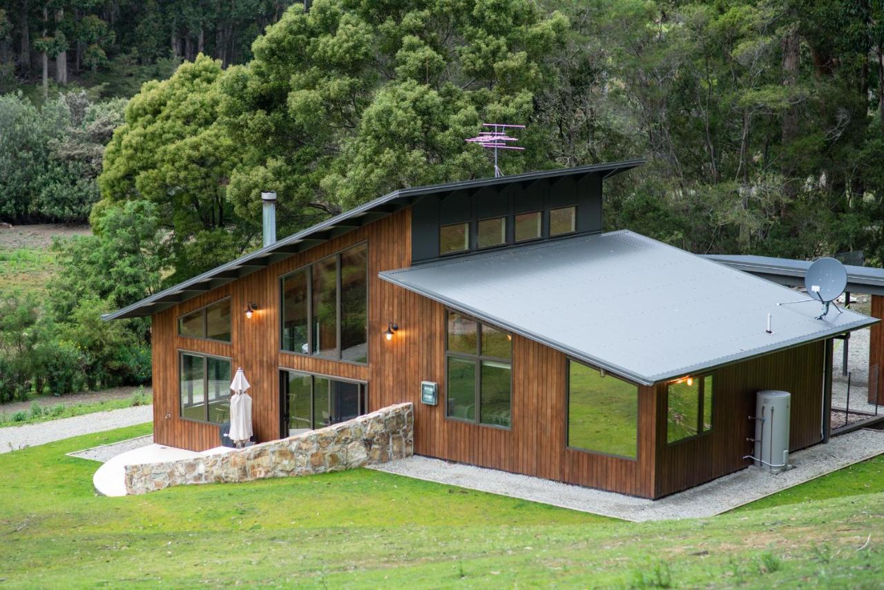 Adventure Bay Retreat Bruny Island Villa Buitenkant foto